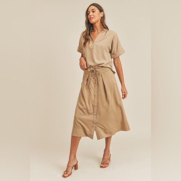 MABLE Short Sleeve Top and Button Down Midi Skirt Set - Picture 3 of 5